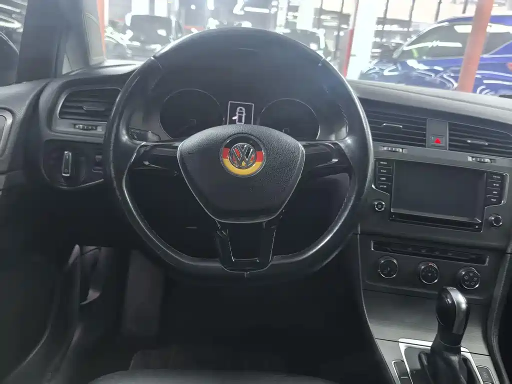 Volkswagen Golf 2015