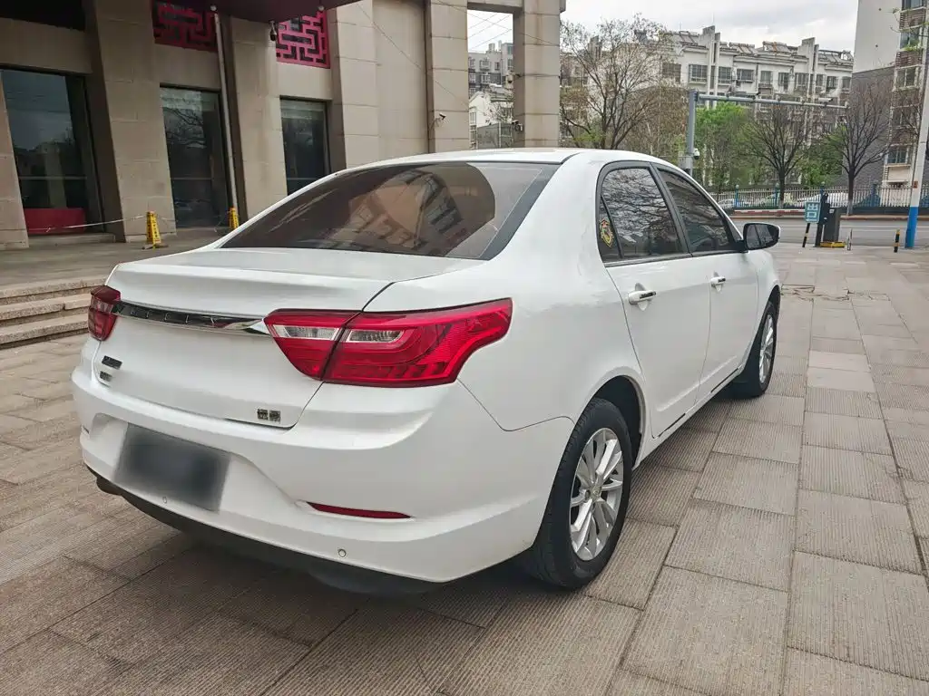 Geely Vision 2021 — фото 11