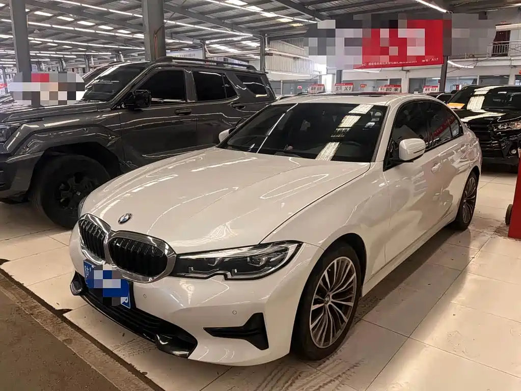 BMW 3 Series 2021 — фото 1
