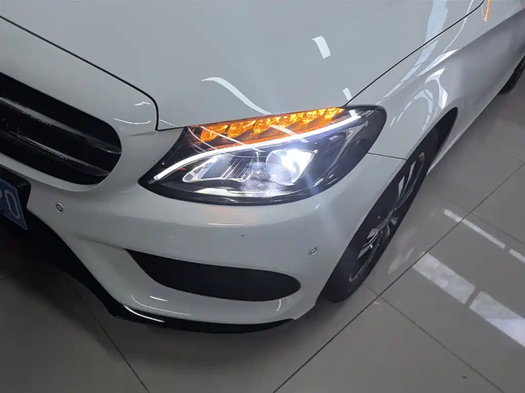 Mercedes-Benz C-Class 2017 — фото 24