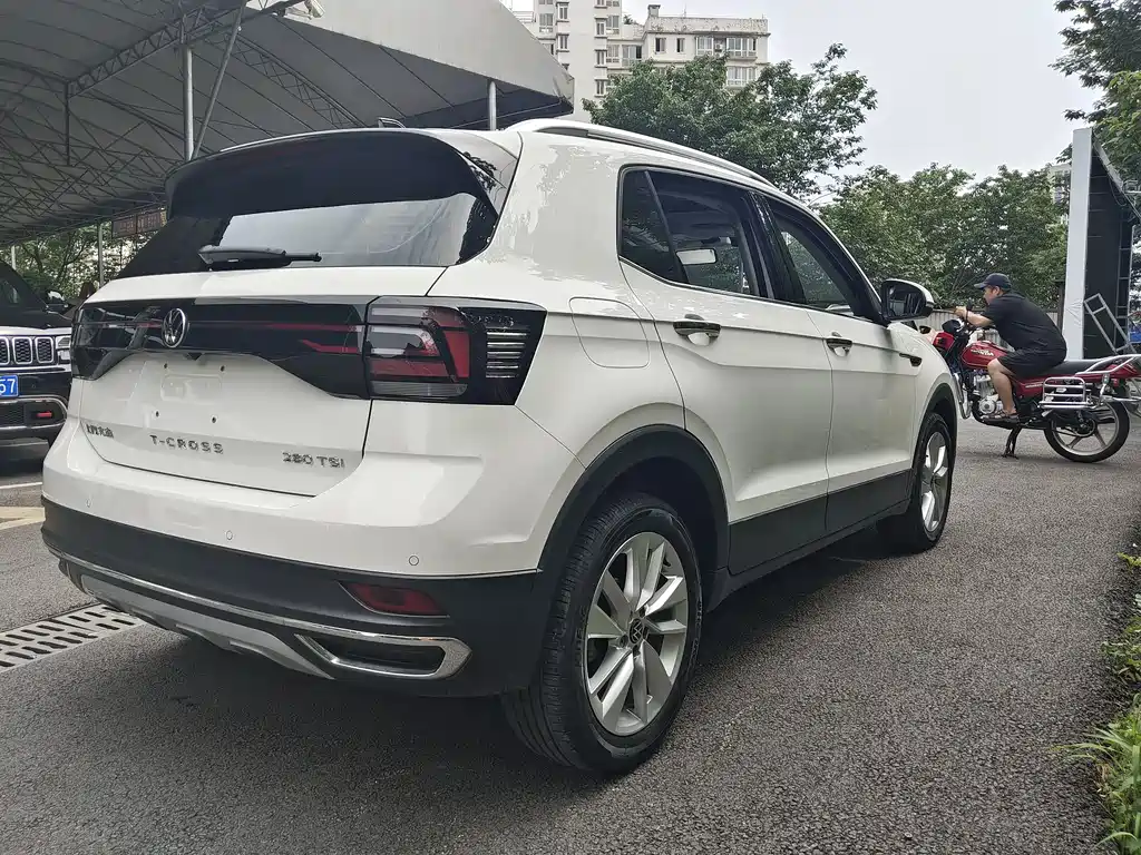 Volkswagen T-Cross 2022 — фото 8