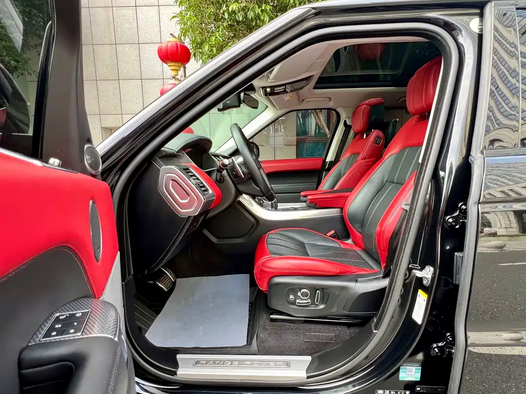Land Rover Sport 2020 — фото 16