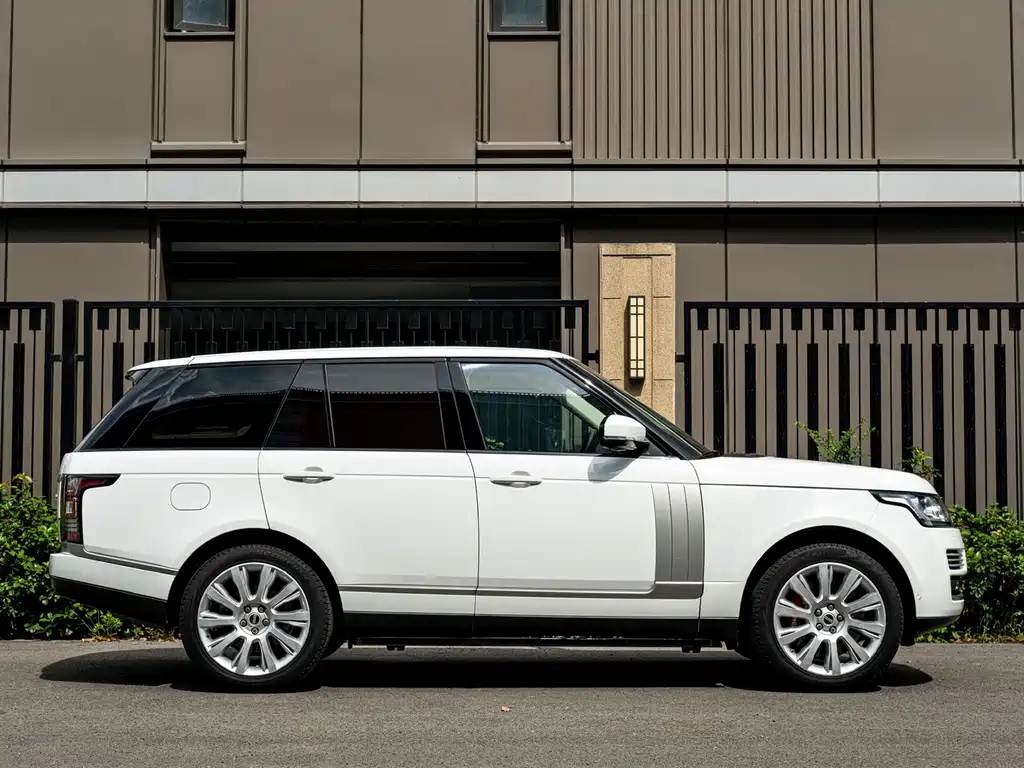 Land Rover Range Rover 2015 — фото 3