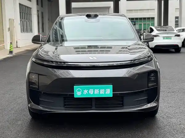 Li Auto L6 2024