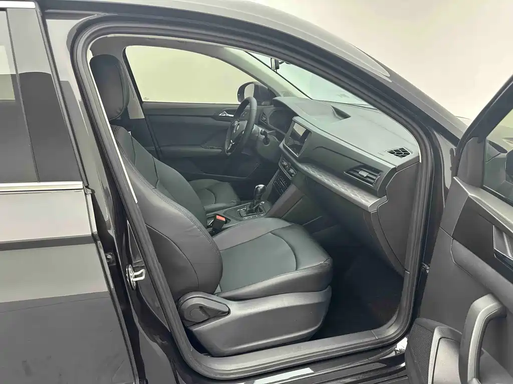 Volkswagen Tharu 2022