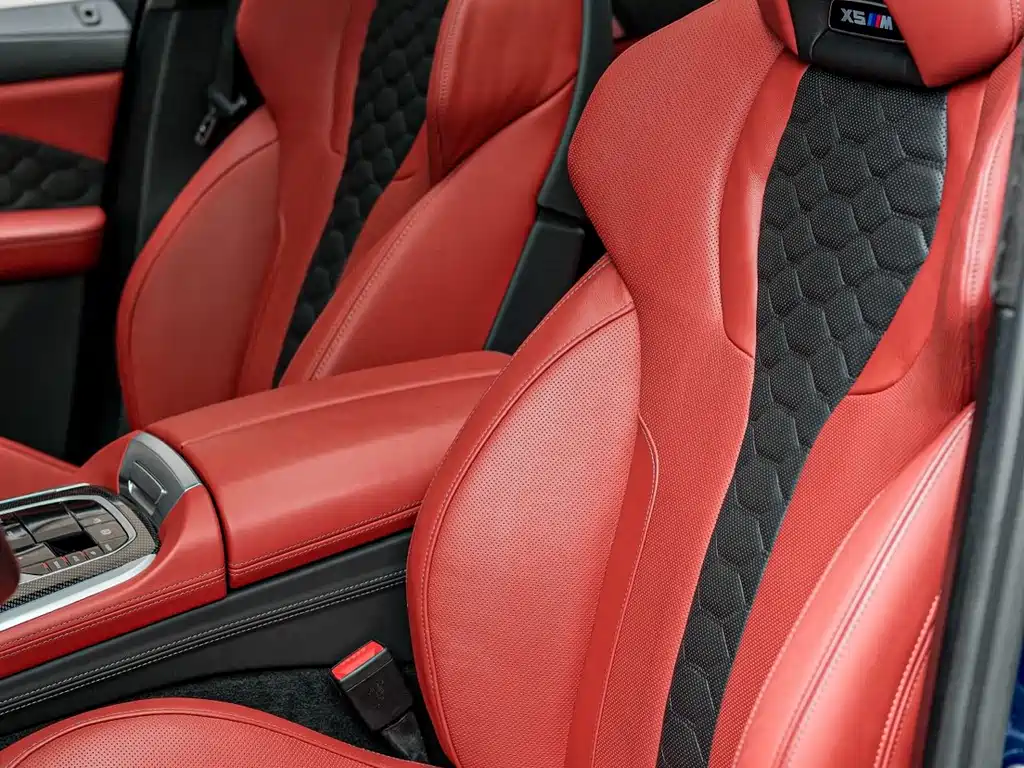 BMW X5 M 2023 — фото 11