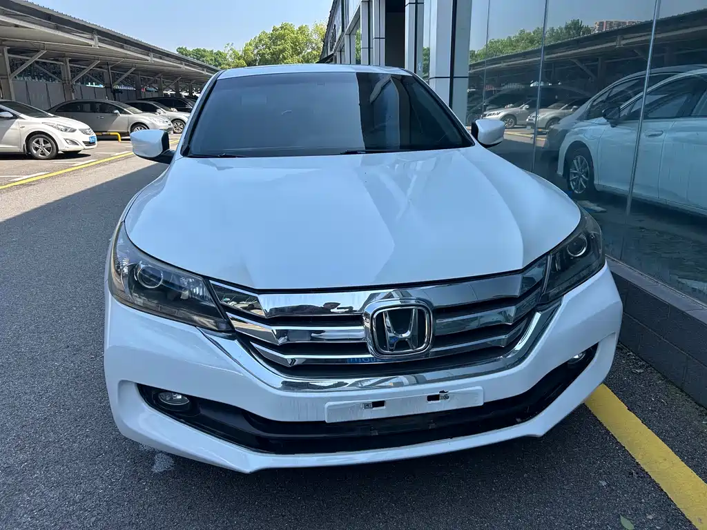 Honda Accord 2015 — фото 2