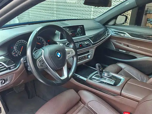 BMW 7 Series 2016