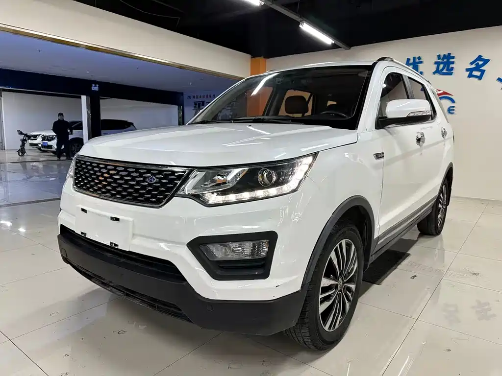 Oshan Oushang CX70 2017