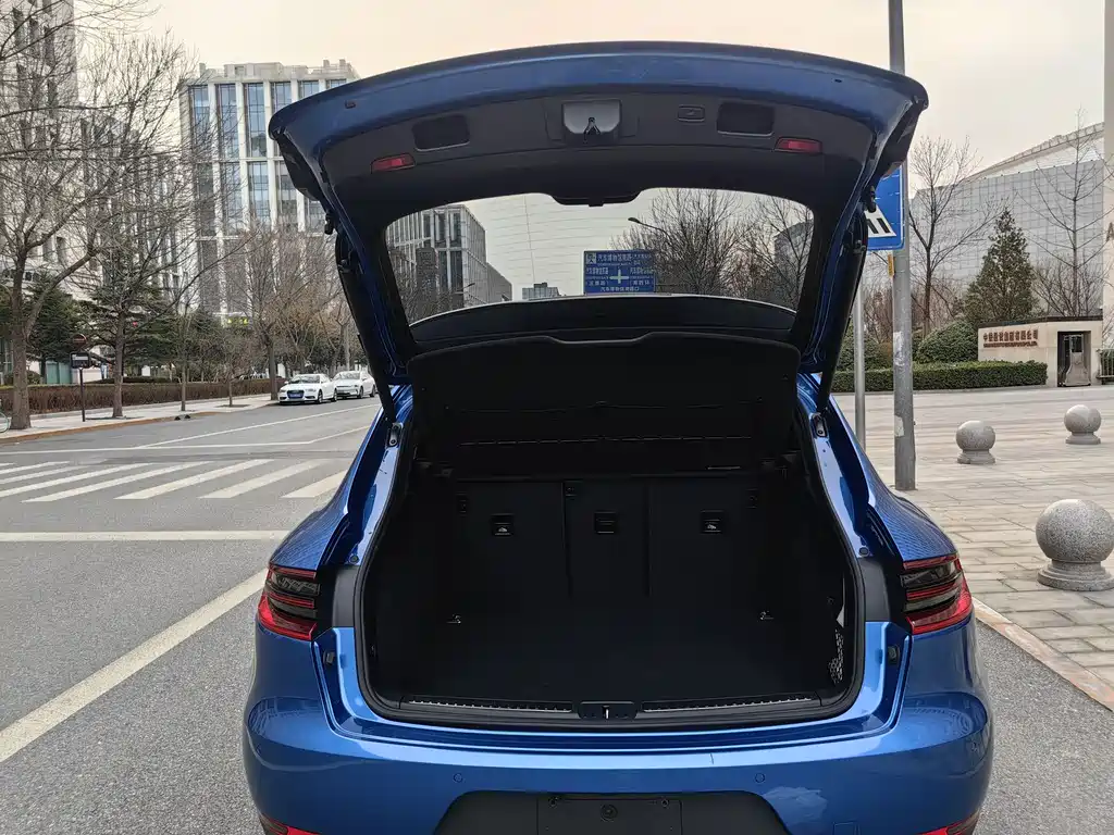 Porsche Macan 2015 — фото 10
