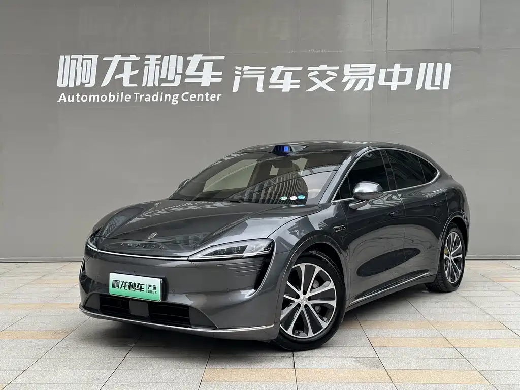 Luxeed Zhijie R7 2024