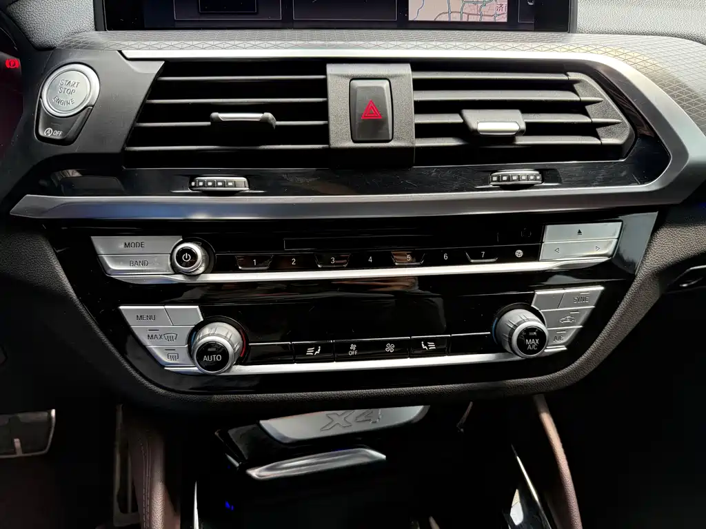 BMW X4 2019 — фото 18