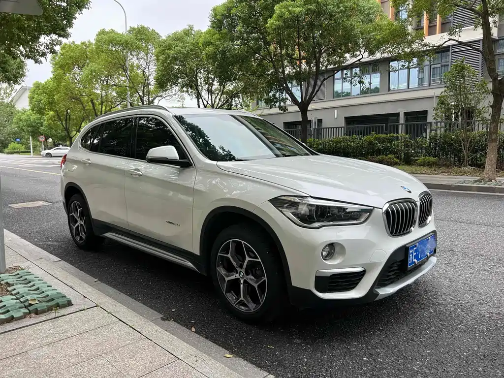 BMW X1 2018 — фото 3