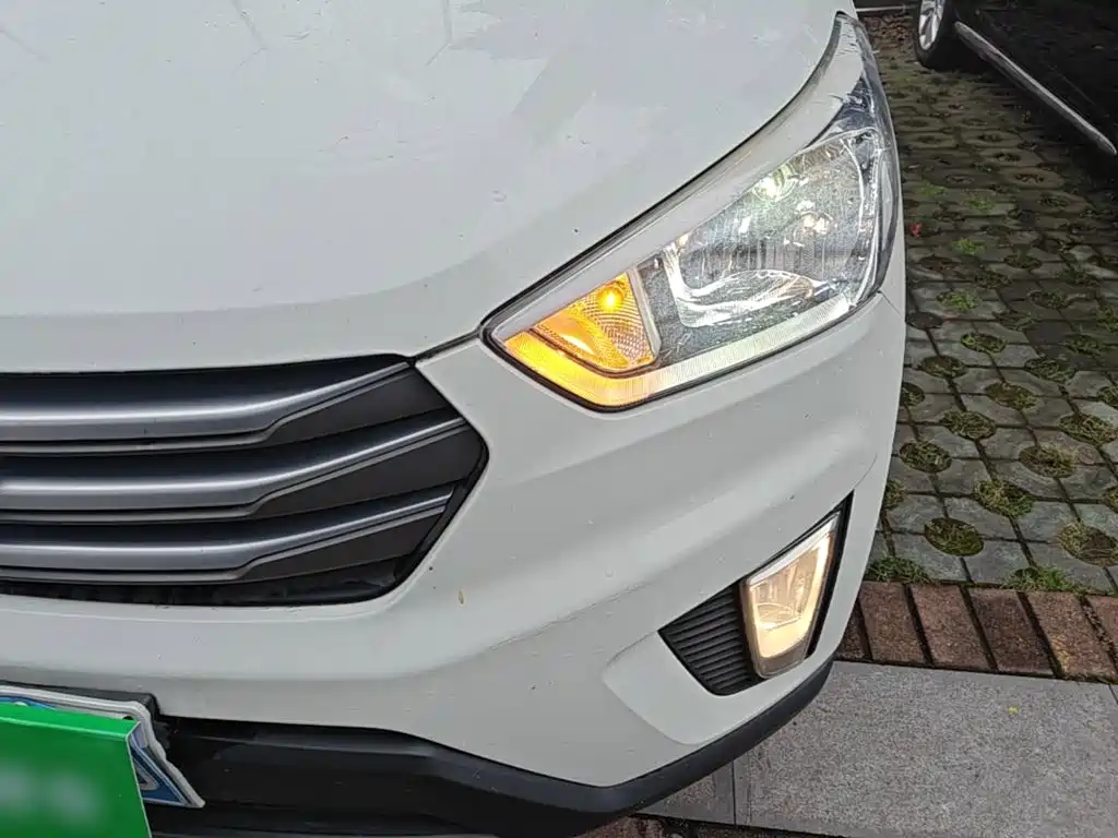 Hyundai ix25 2015 — фото 24