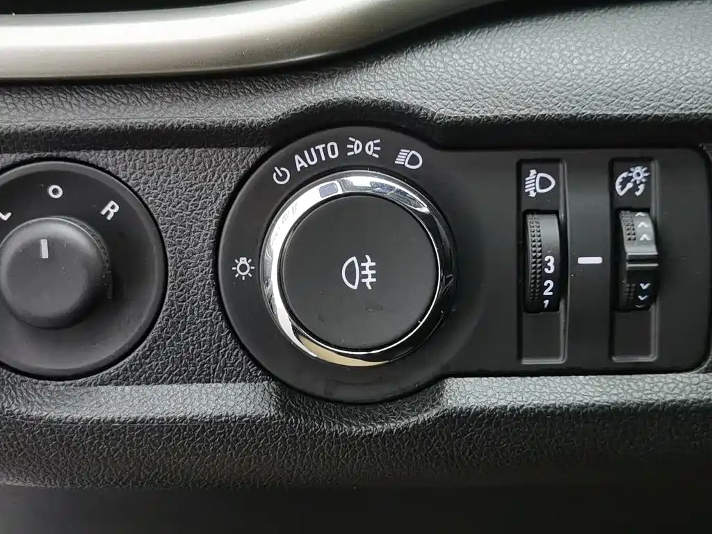 Buick Excelle 2021 — фото 21