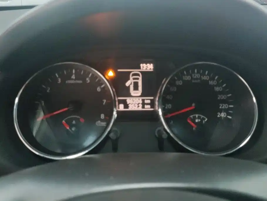 Nissan Qashqai 2015 — фото 14