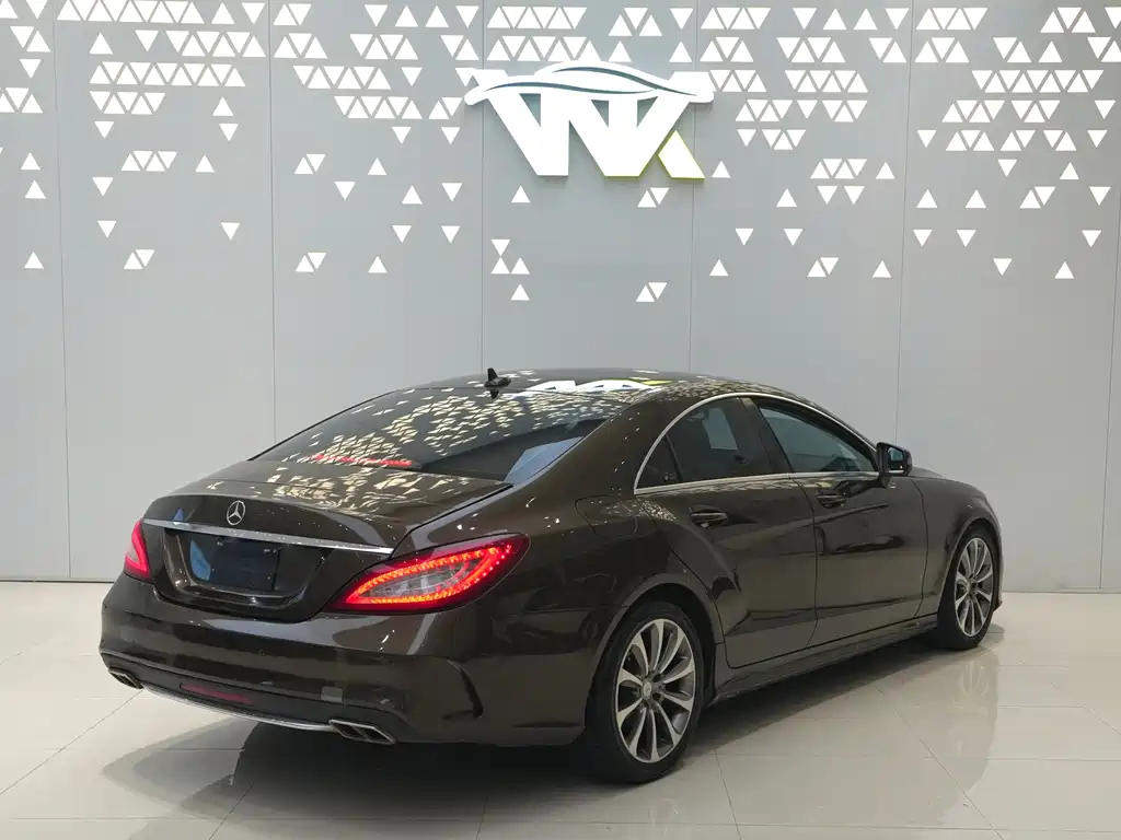 Mercedes-Benz CLS 2015 — фото 4