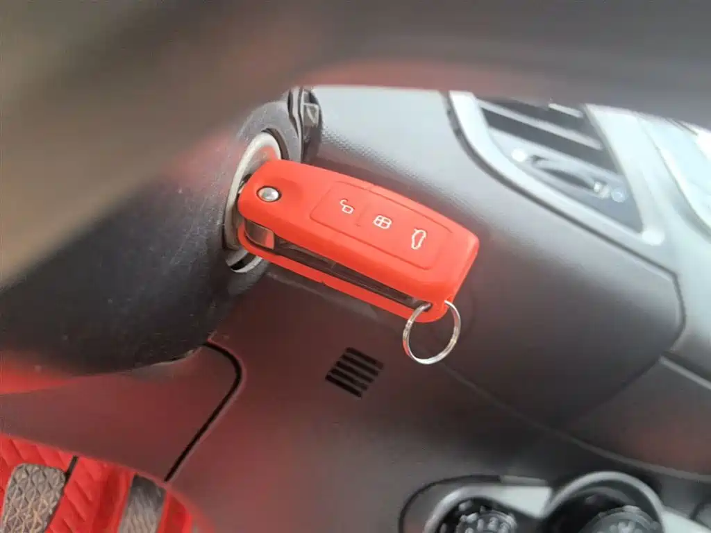Ford Fiesta 2015 — фото 9