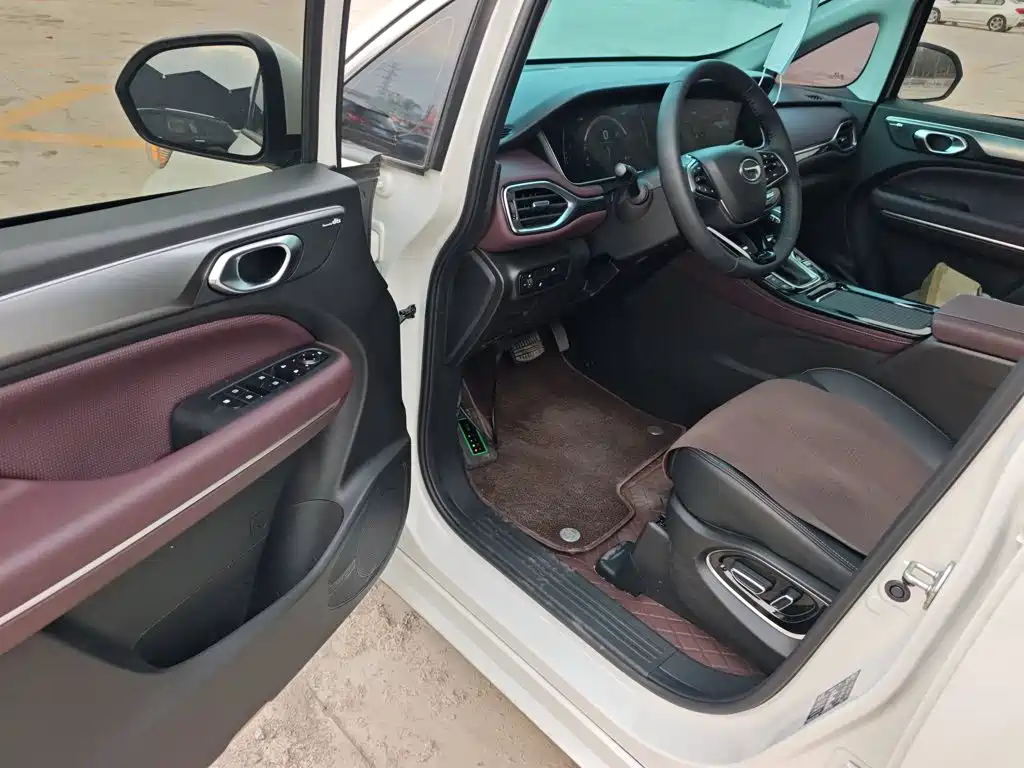 GAC Motor Trumpchi M6 2025 — фото 18