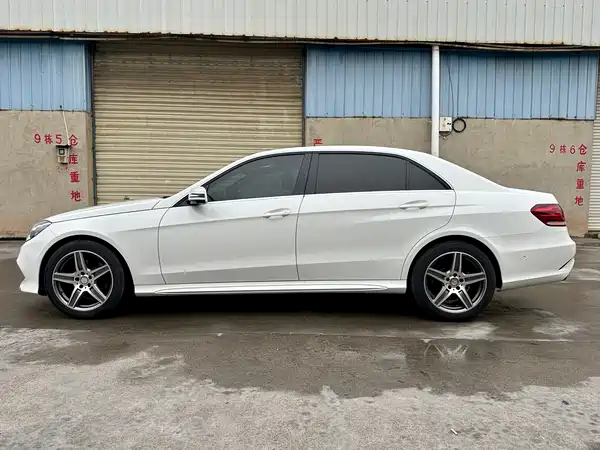 Mercedes-Benz E-Class 2015