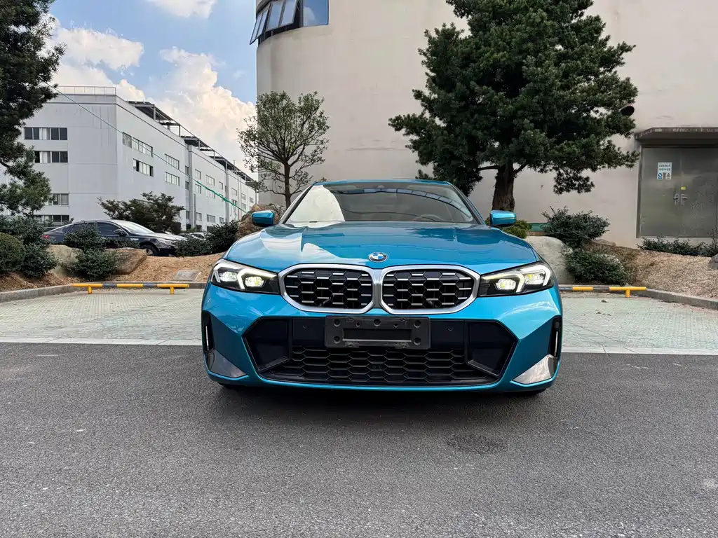 BMW 3 Series 2024
