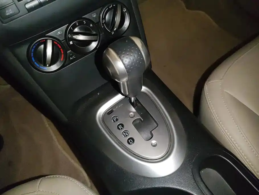 Nissan Qashqai 2015 — фото 16
