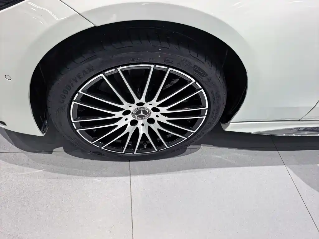 Mercedes-Benz C-Class 2022 — фото 4