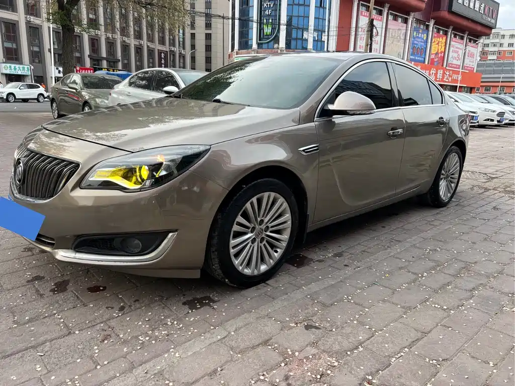 Buick Regal 2014 — фото 1