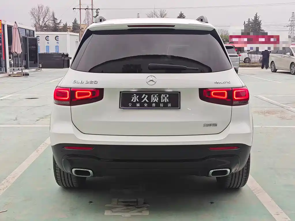 Mercedes-Benz GLB 2023 — фото 20