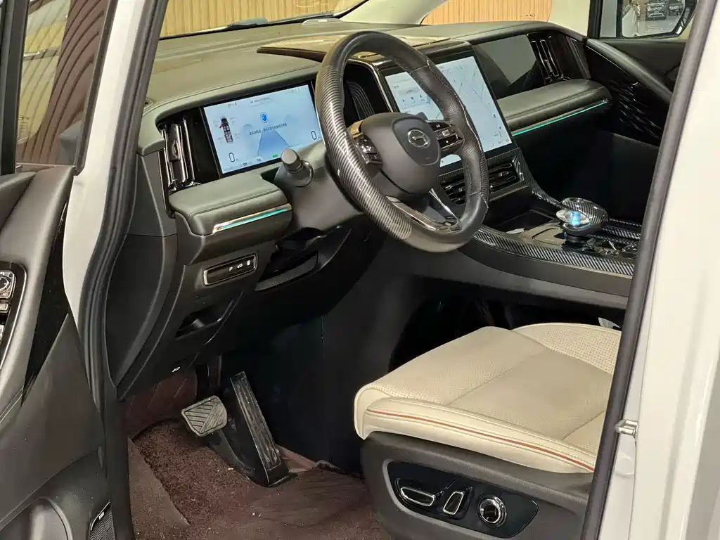 GAC Motor Trumpchi E9 2023 — фото 5