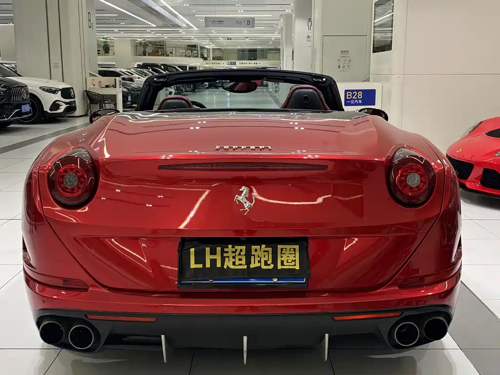 Ferrari California T 2015 — фото 14