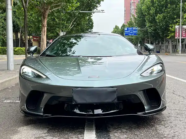 McLaren GT 2021
