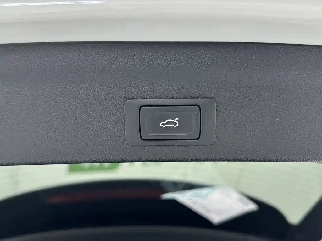 Audi Q3 2023 — фото 15