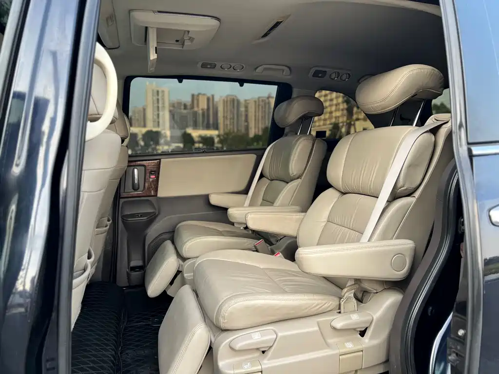 Honda Odyssey 2015 — фото 15