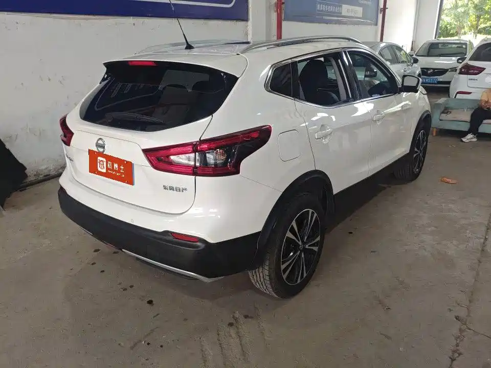 Nissan Qashqai 2022 — фото 4