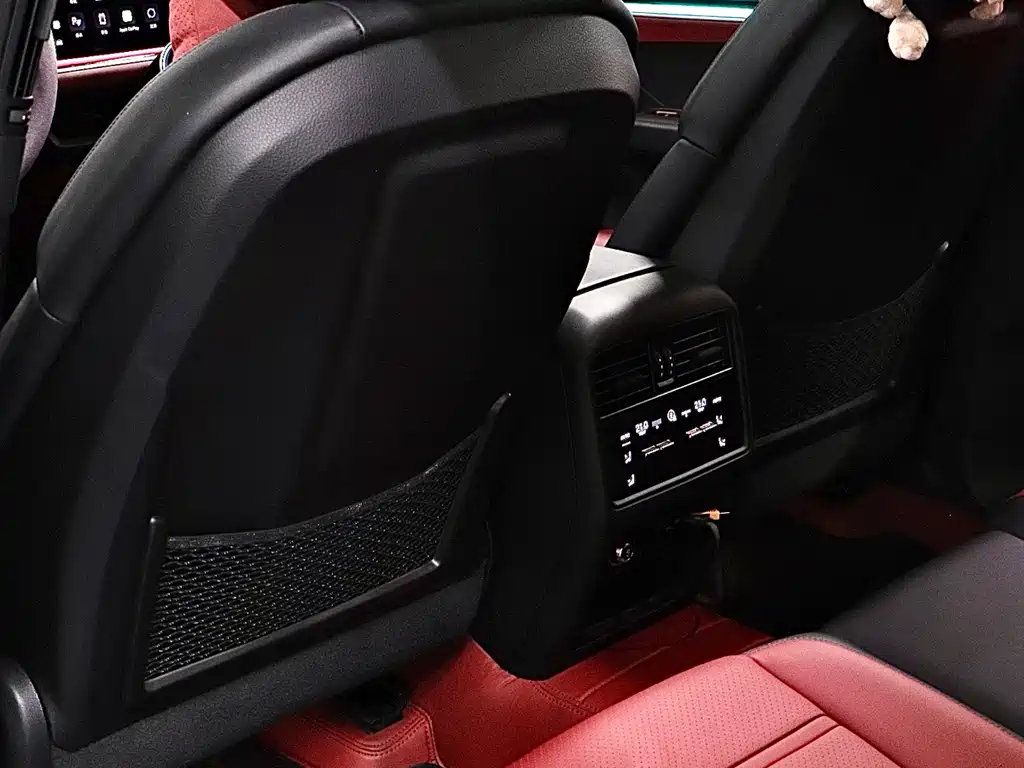 Porsche Cayenne 2024 — фото 14