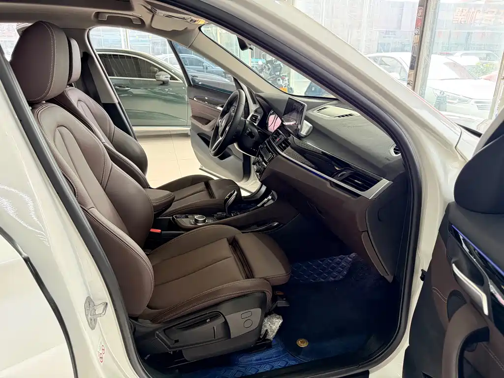 BMW X1 2020 — фото 10