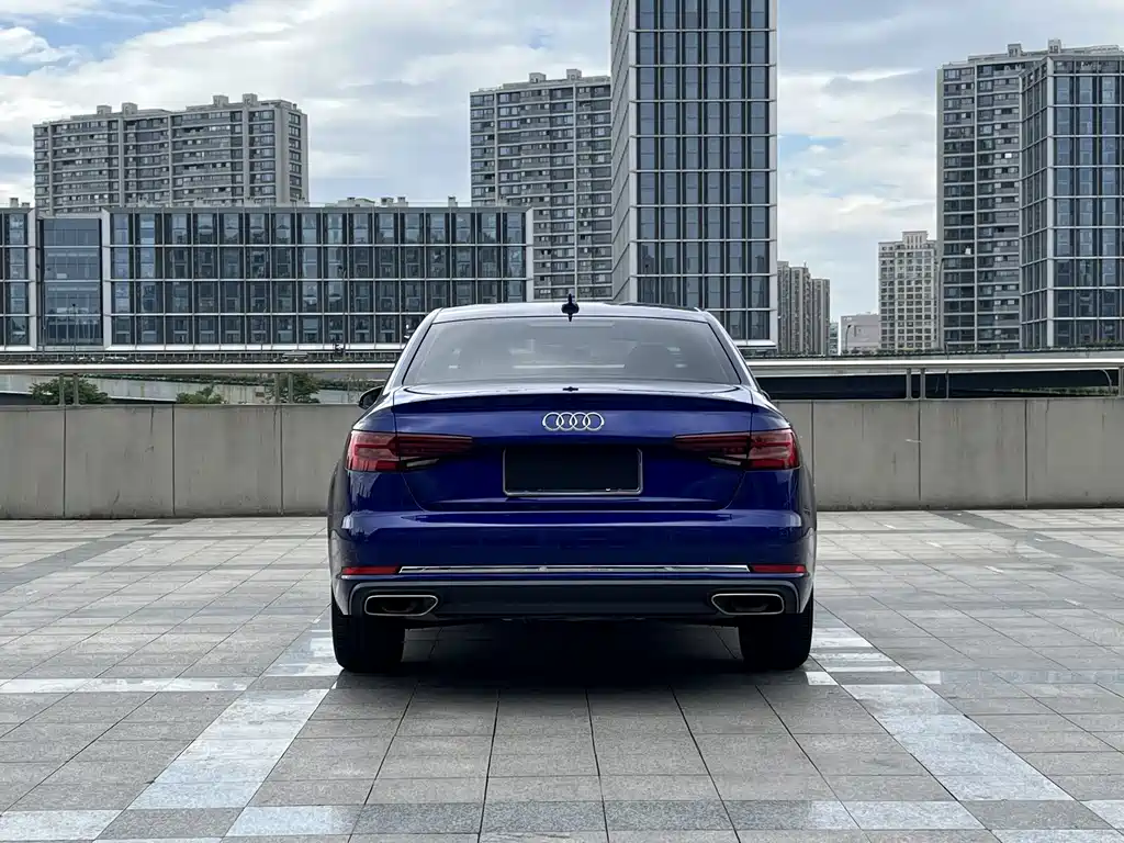 Audi A4L 2020 — фото 15