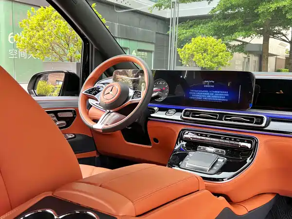 Mercedes-Benz Vito 2024