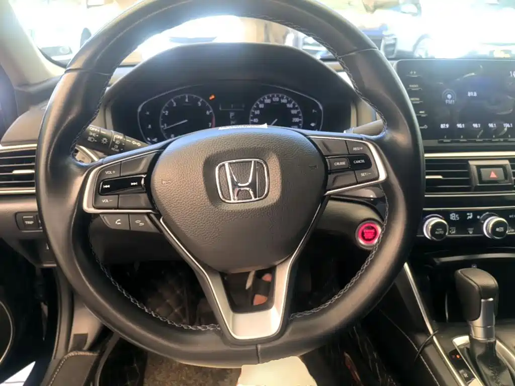 Honda Inspire 2020 — фото 11