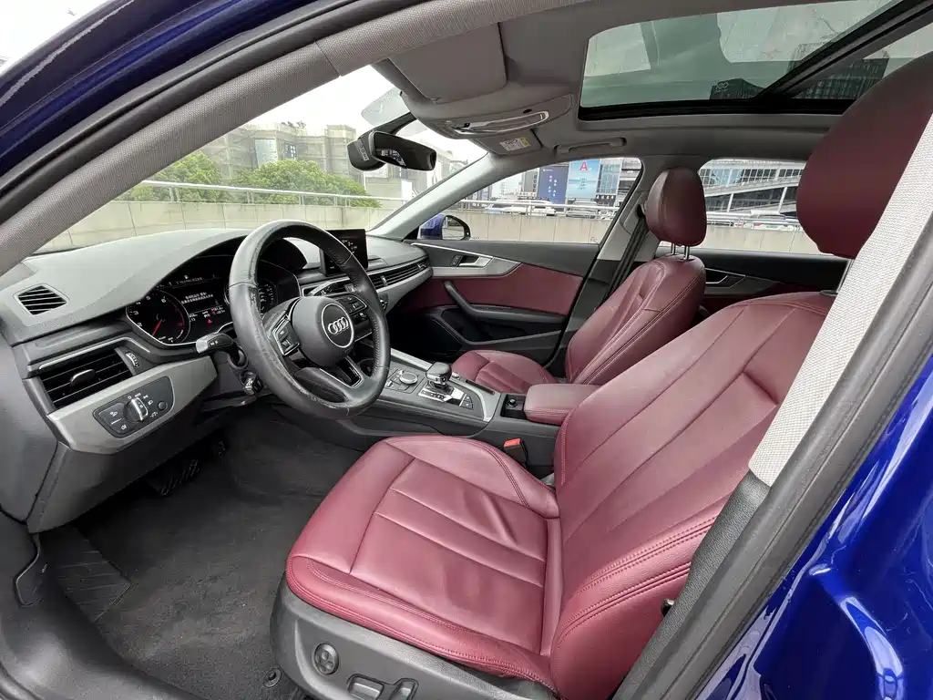 Audi A4L 2020