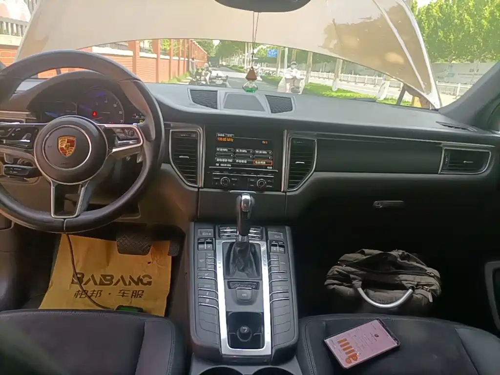Porsche Macan 2015 — фото 13