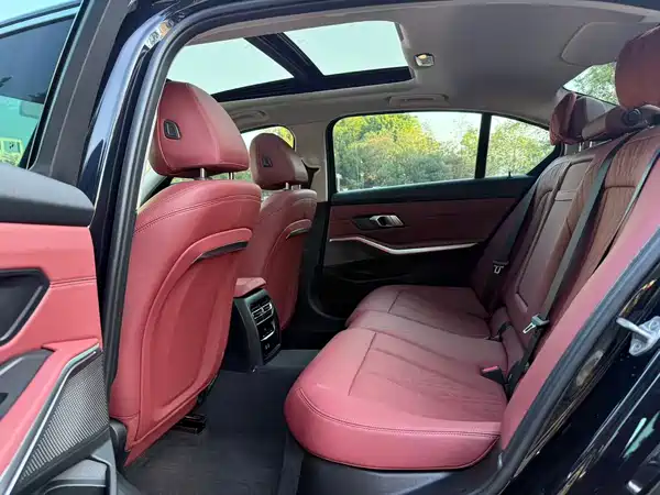 BMW 3 Series 2023