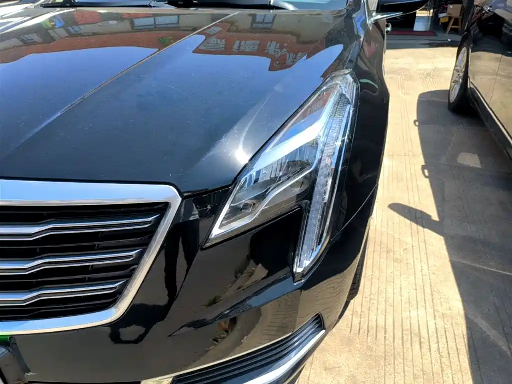 Cadillac XTS 2019 — фото 23