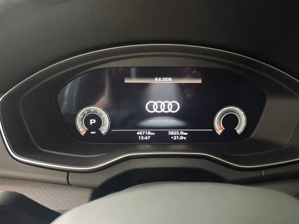 Audi Q5L 2022 — фото 9