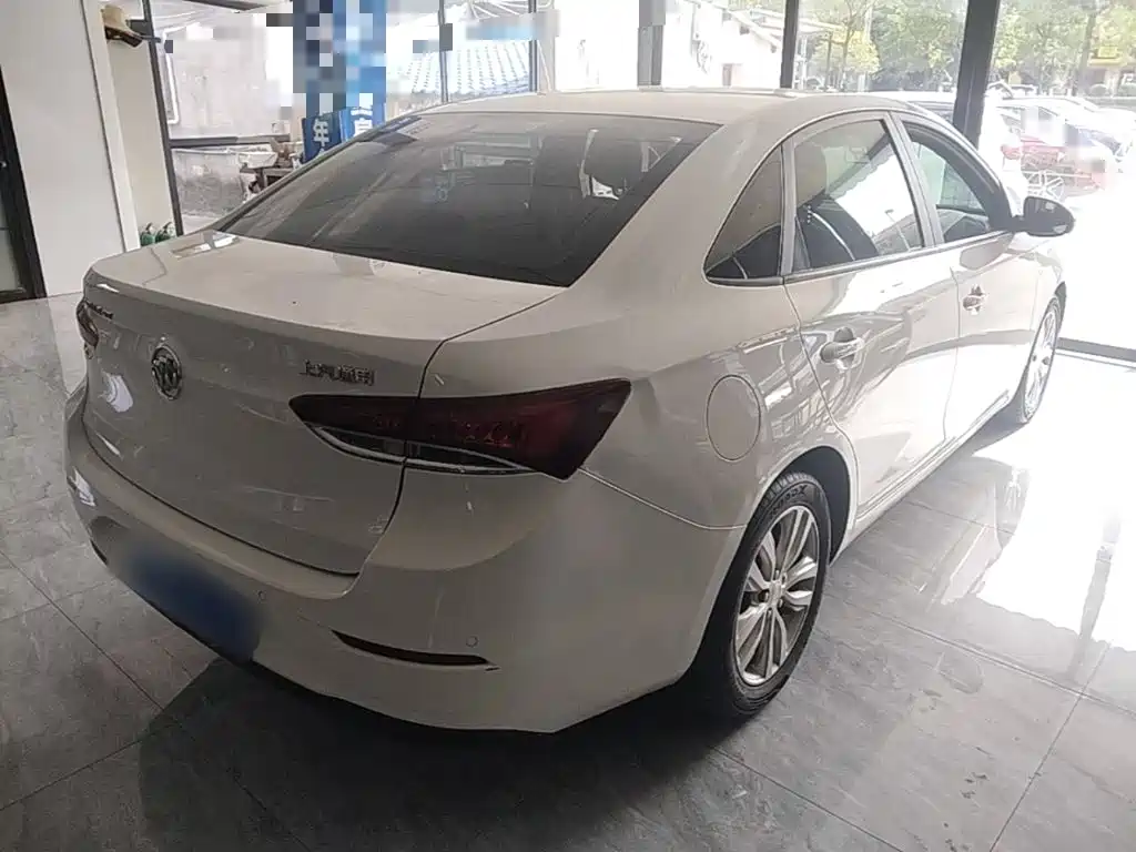 Buick Excelle 2021