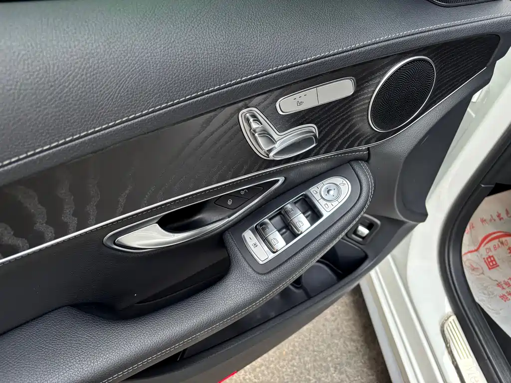 Mercedes-Benz C-Class 2019 — фото 5