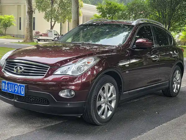 Infiniti QX50 2013