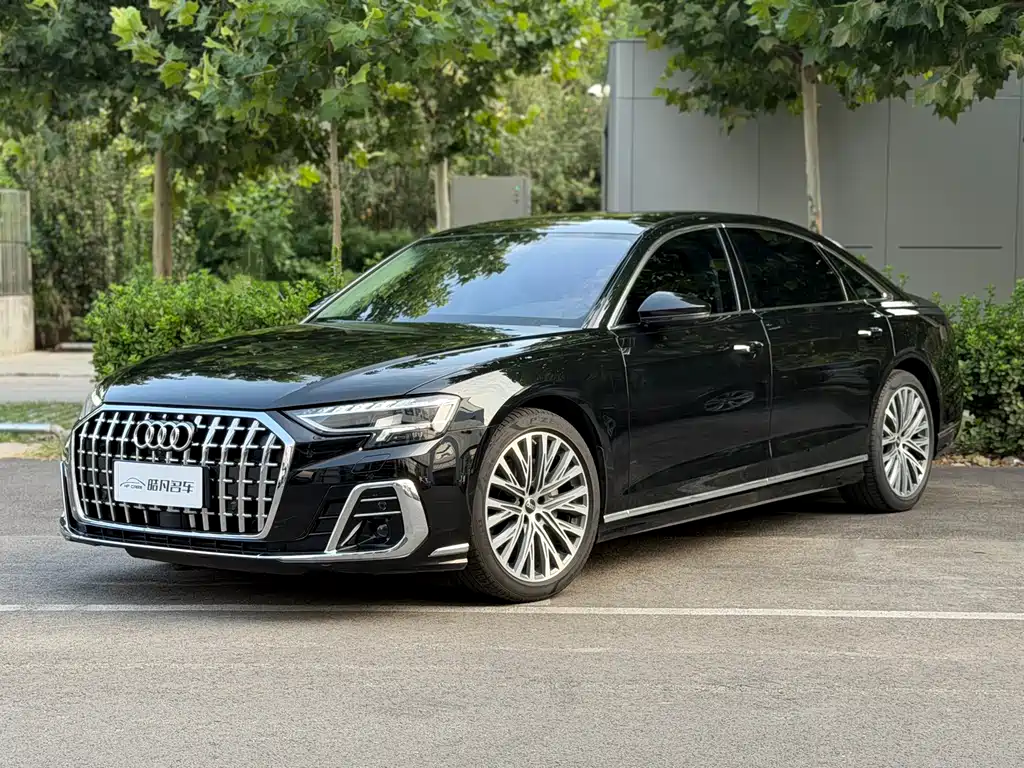 Audi A8 2024