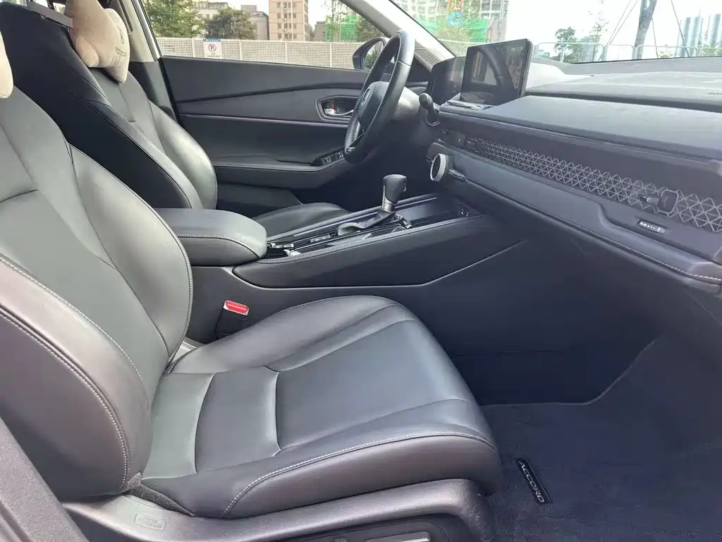 Honda Accord 2024 — фото 11